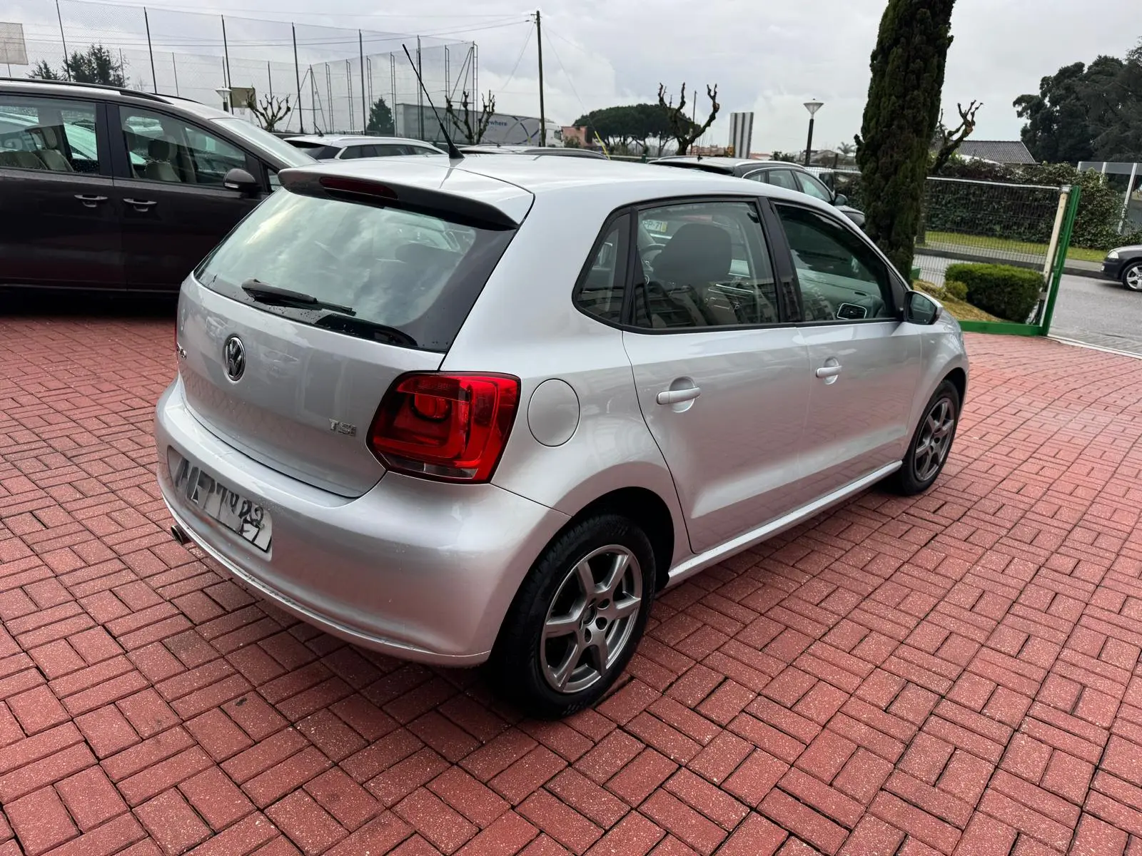 Volkswagen Polo 1.2 TSi Trendline 25