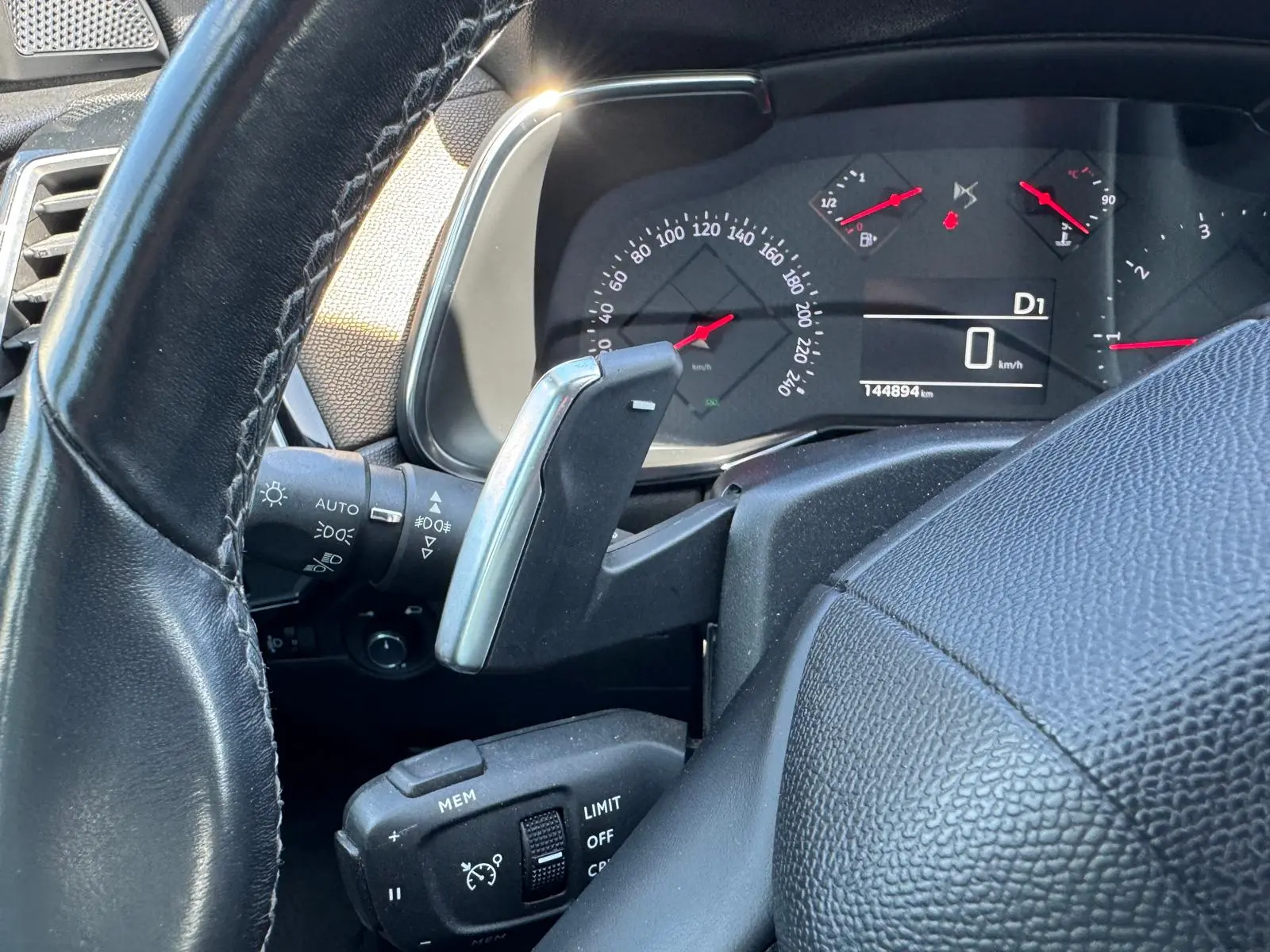 DS DS7 Crossback 1.5 BlueHDi Performance Line EAT8 29