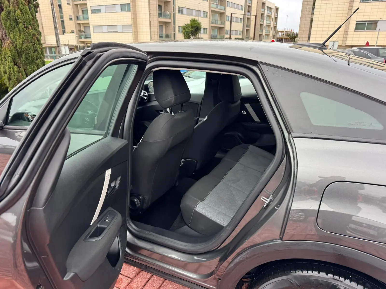 Citroën C4 1.5 BlueHDi Shine 12