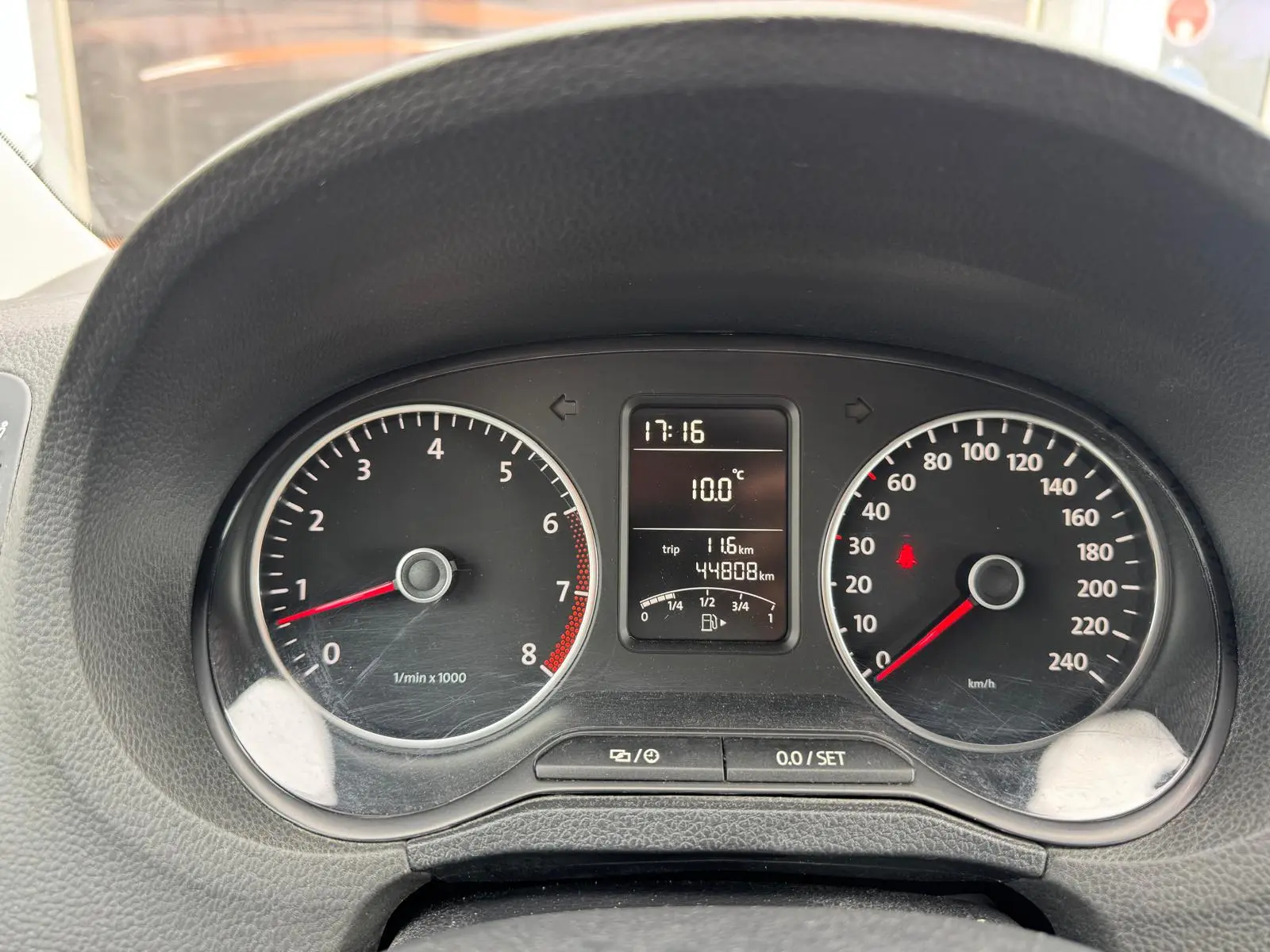 Volkswagen Polo 1.2 TSi Trendline 17