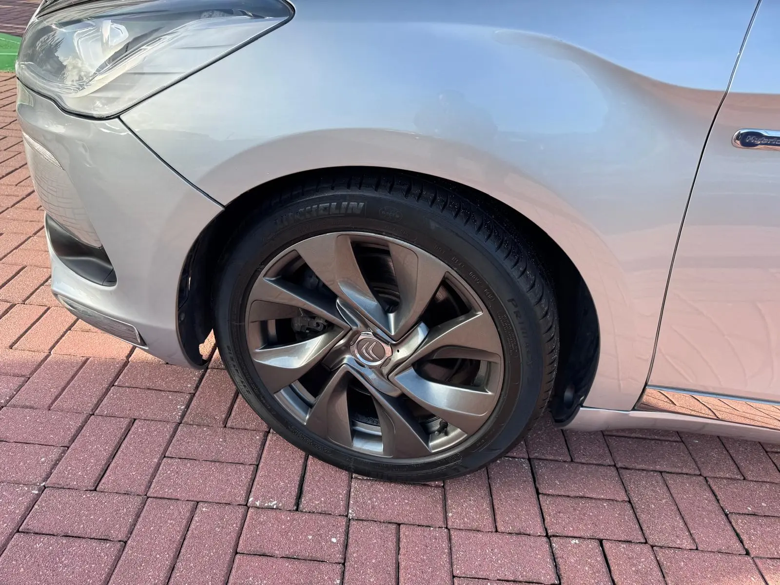 Citroën DS5 2.0 HDi Hy4 So Chic CMP6 102g 5