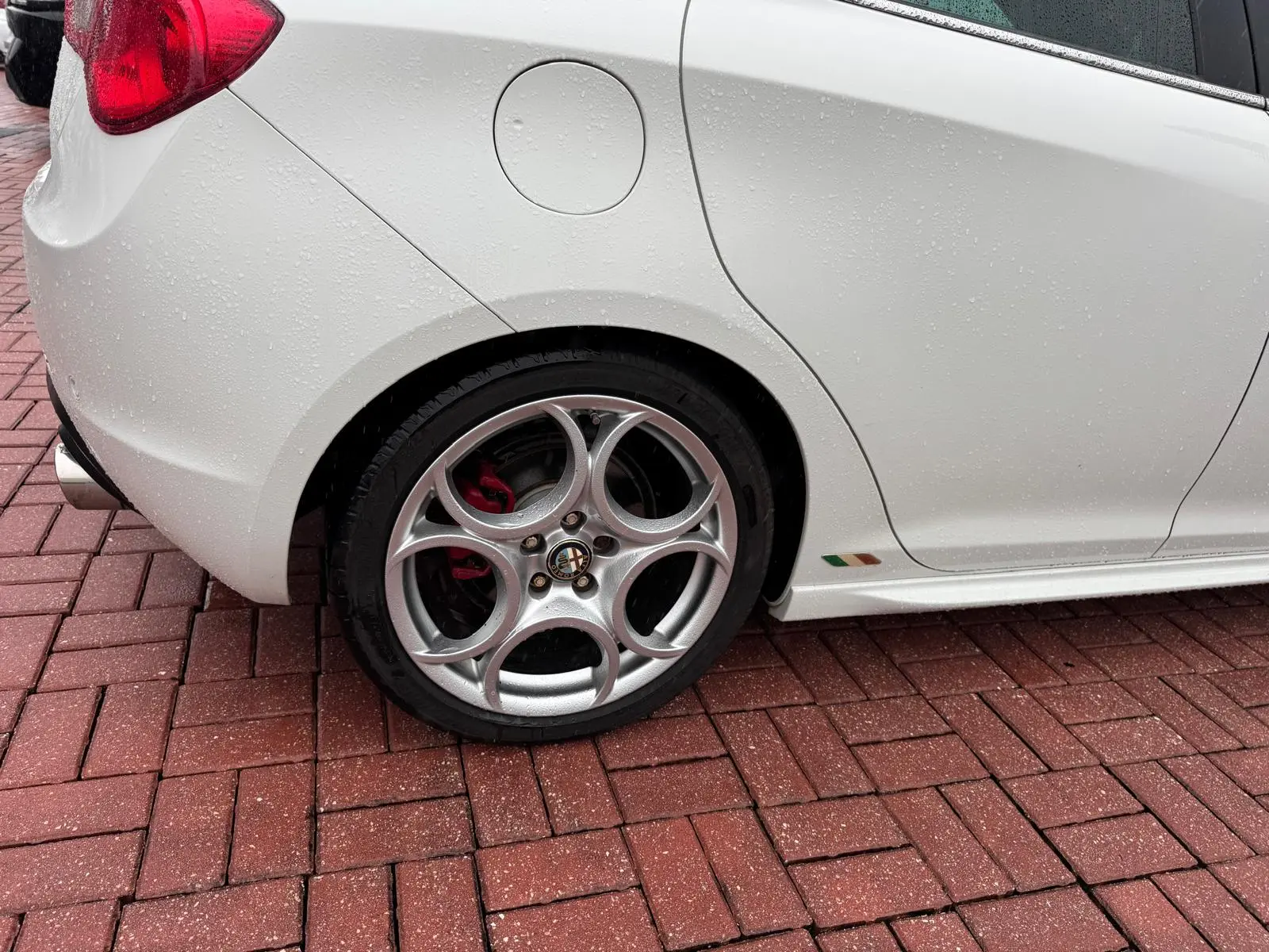 Alfa Romeo Giulietta 1.6 JTDM Exclusive 5