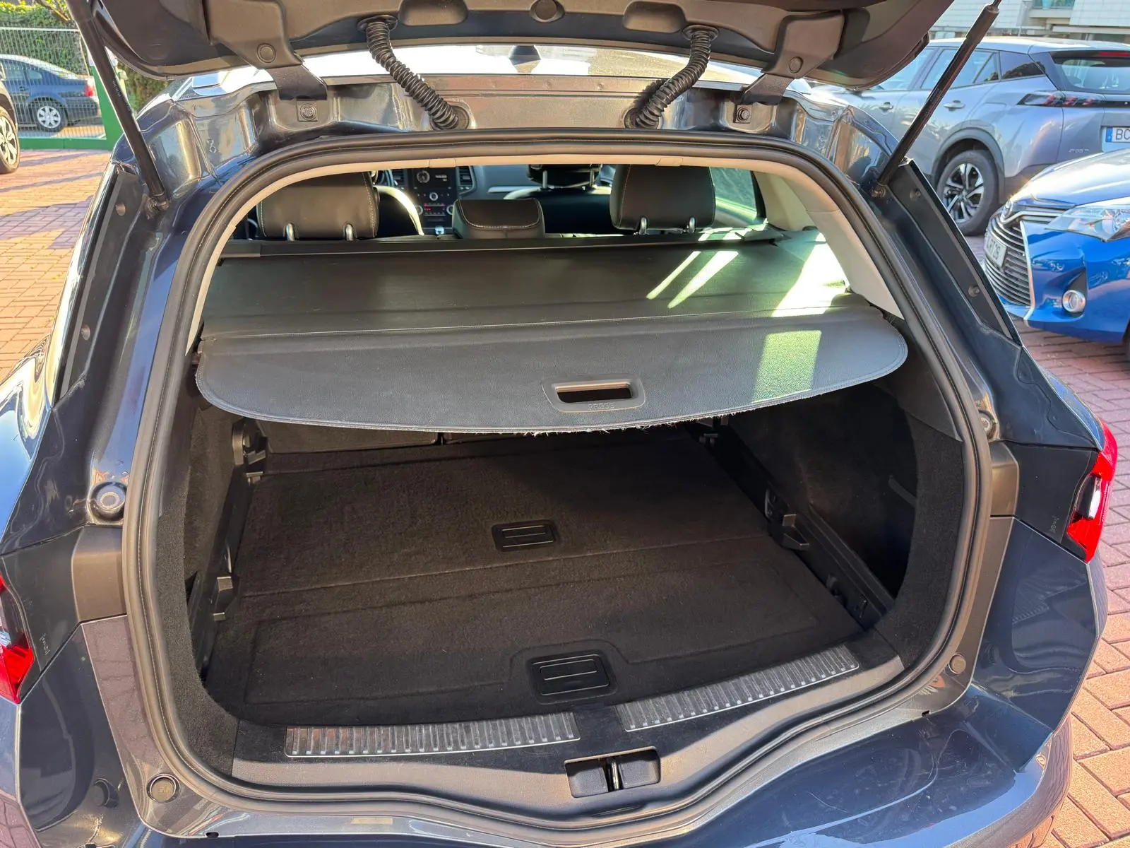 Renault Mégane Sport Tourer ENERGY TCe 130 BOSE EDITION 28