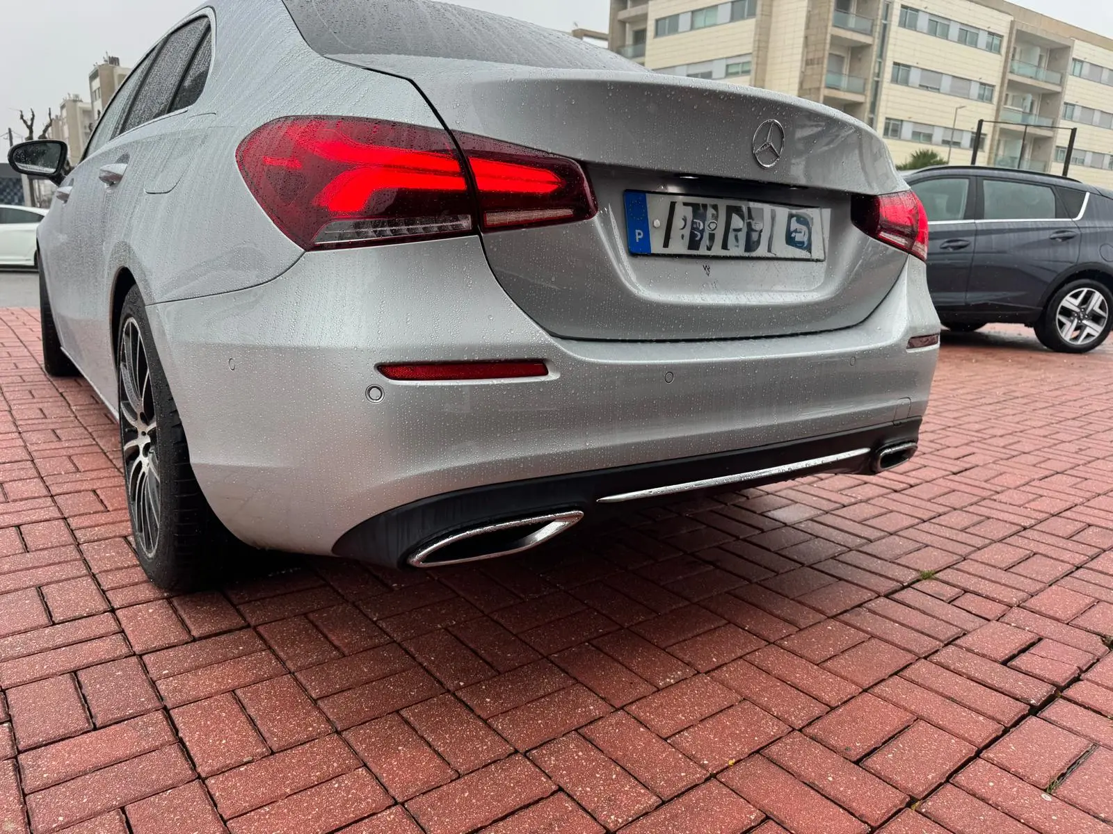 Mercedes-Benz A 180 Limousine d 7G-DCT Progressive 43