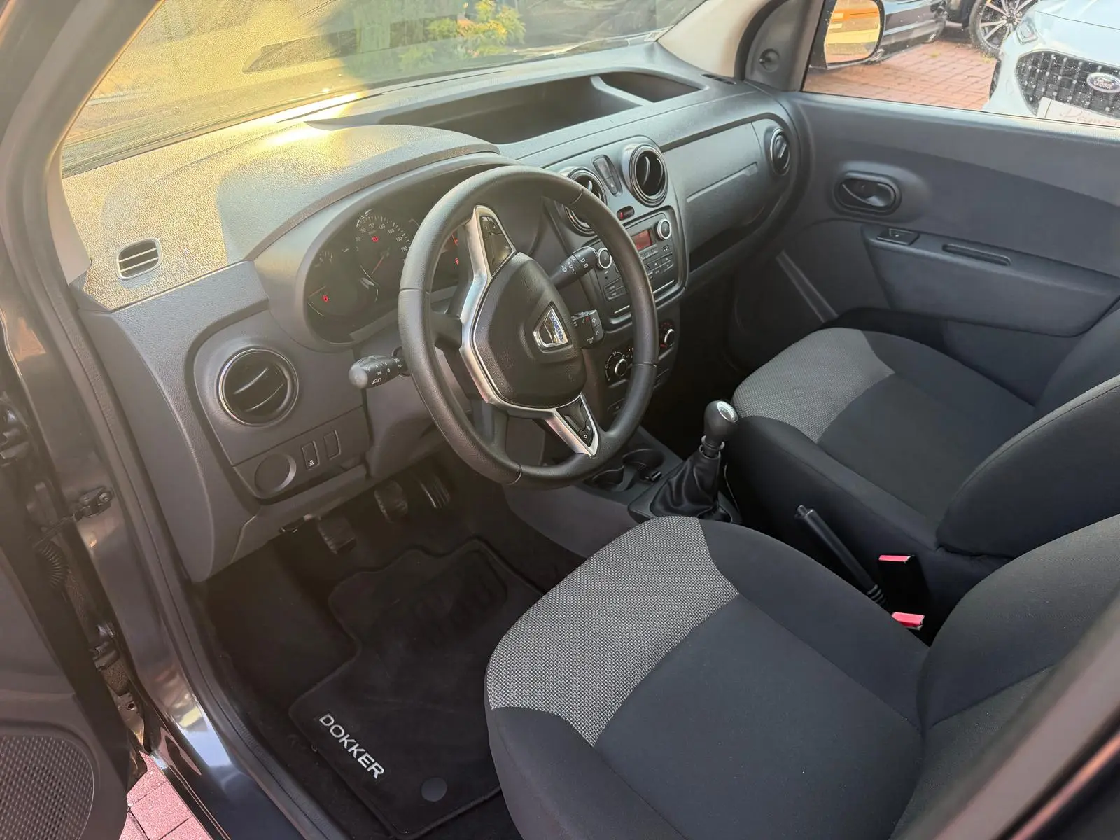 Dacia Dokker Blue dCi 95 Comfort 4