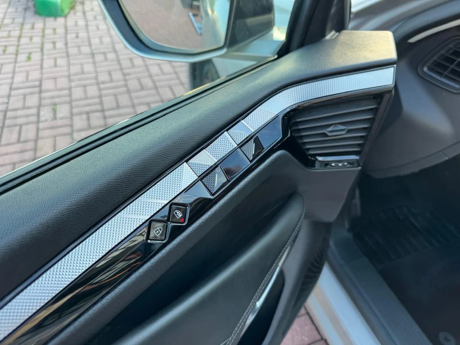 DS DS4 E-TENSE 225 OPERA 19