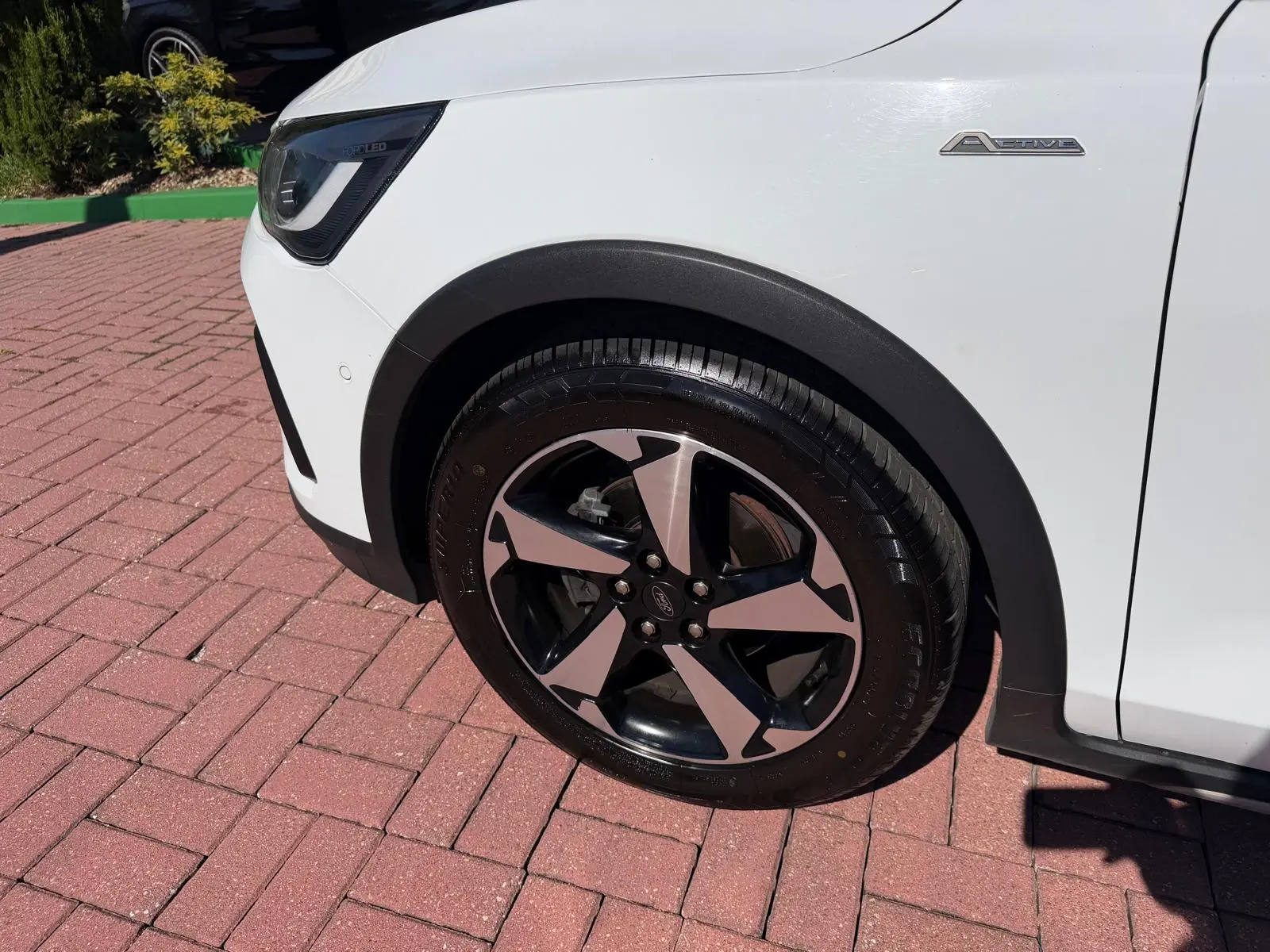 Ford Focus 1.0 EcoBoost Titanium 4
