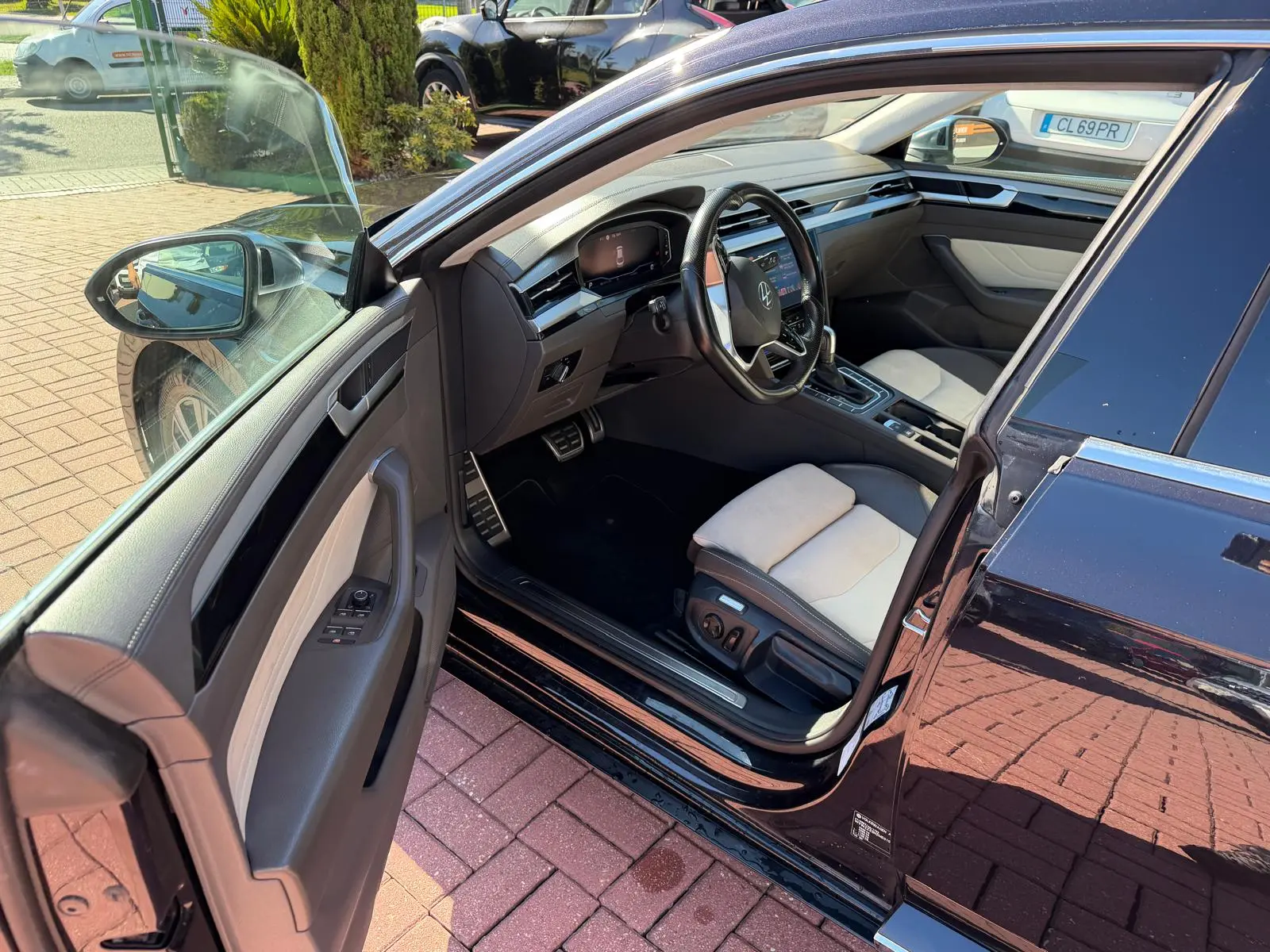 Volkswagen Arteon 2.0 TDI Elegance DSG 17