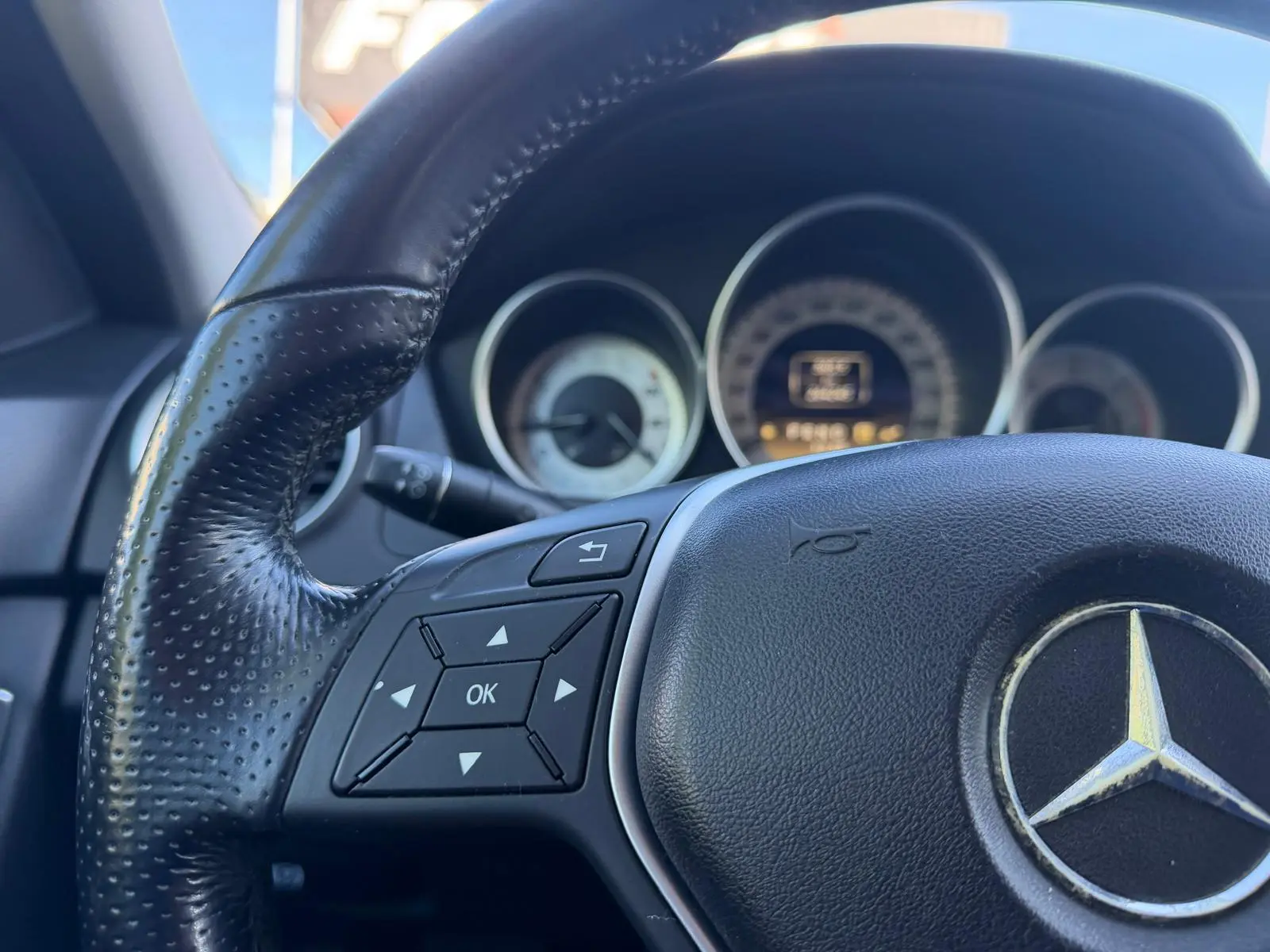 Mercedes-Benz C 250 (BlueTEC) d 4Matic Station 7G-TRONIC Avantgarde 33