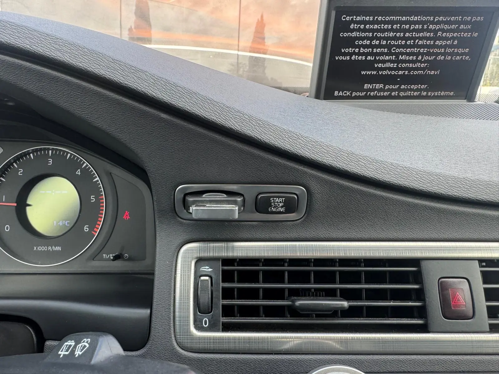 Volvo V70 1.6 D2 Momentum 33