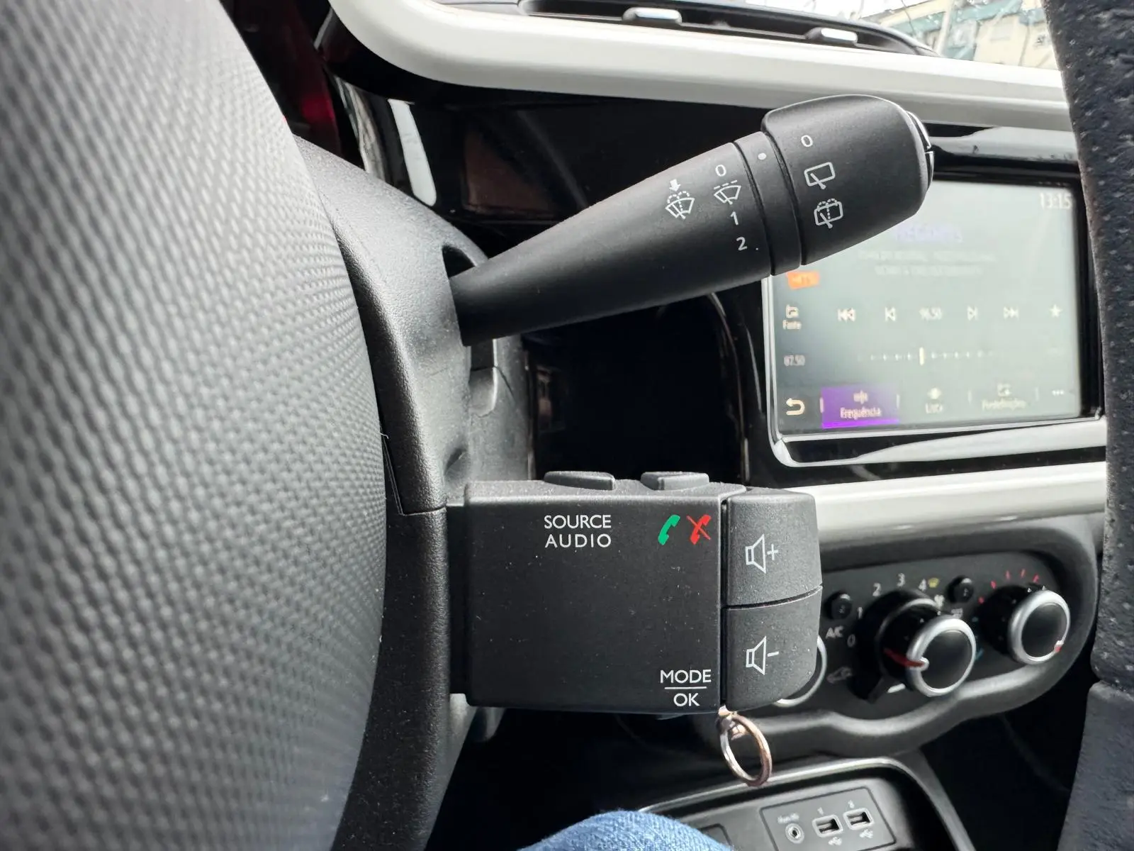 Renault Twingo 1.0 SCe Zen 28