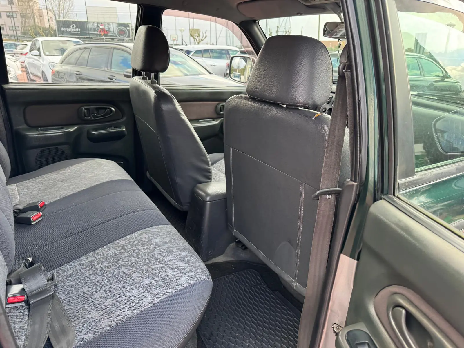 Mitsubishi L200 2.5 TD CD 3200 33