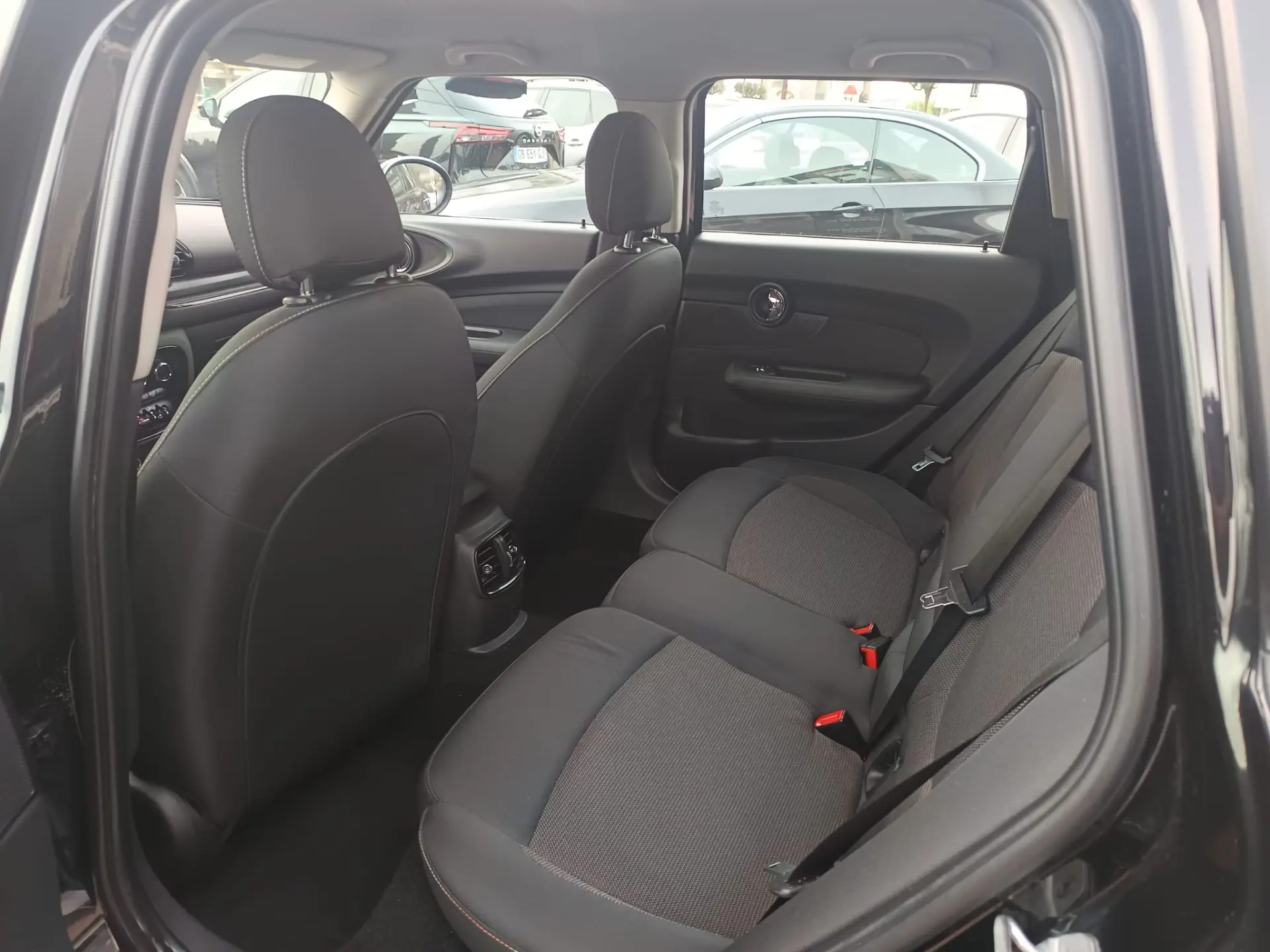 MINI Clubman One D 8