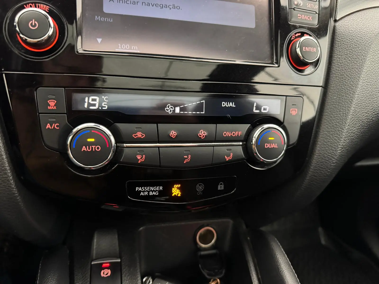 Nissan Qashqai 1.2 DIG-T N-Connecta 40