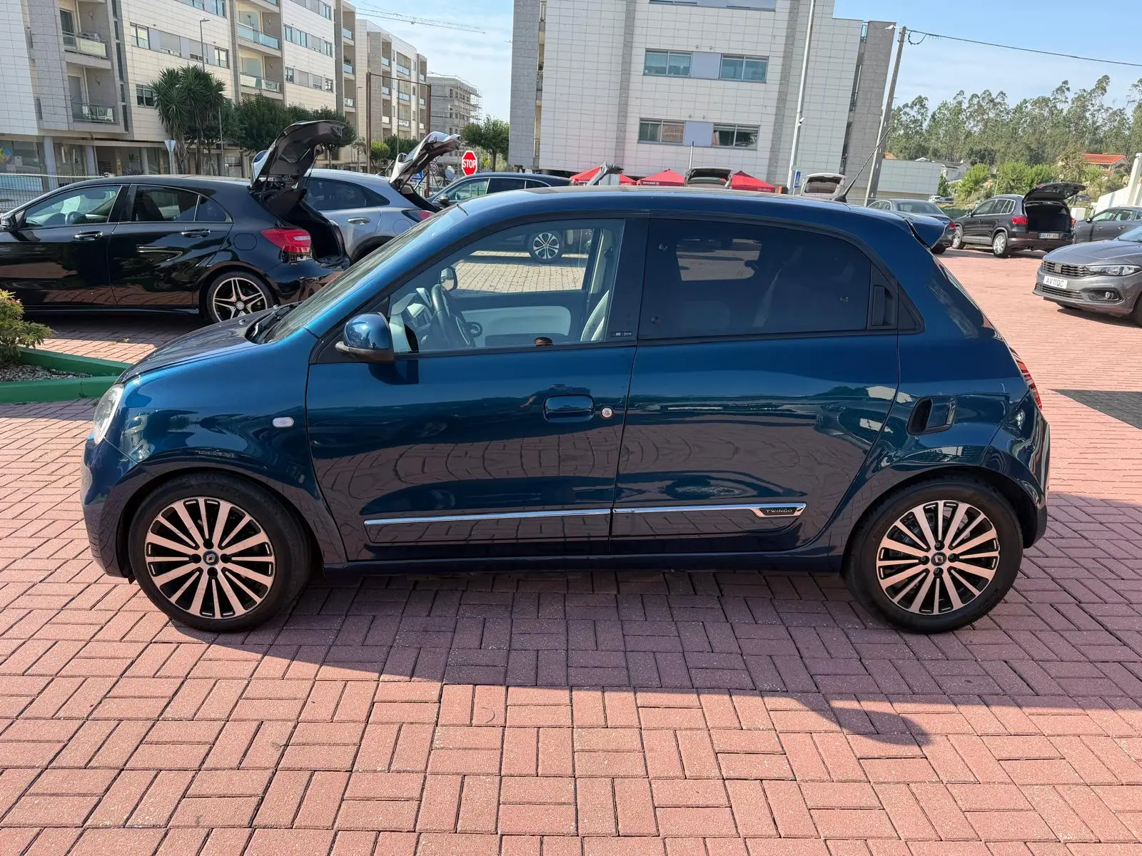 Renault Twingo Z.E. 22 Intens 22