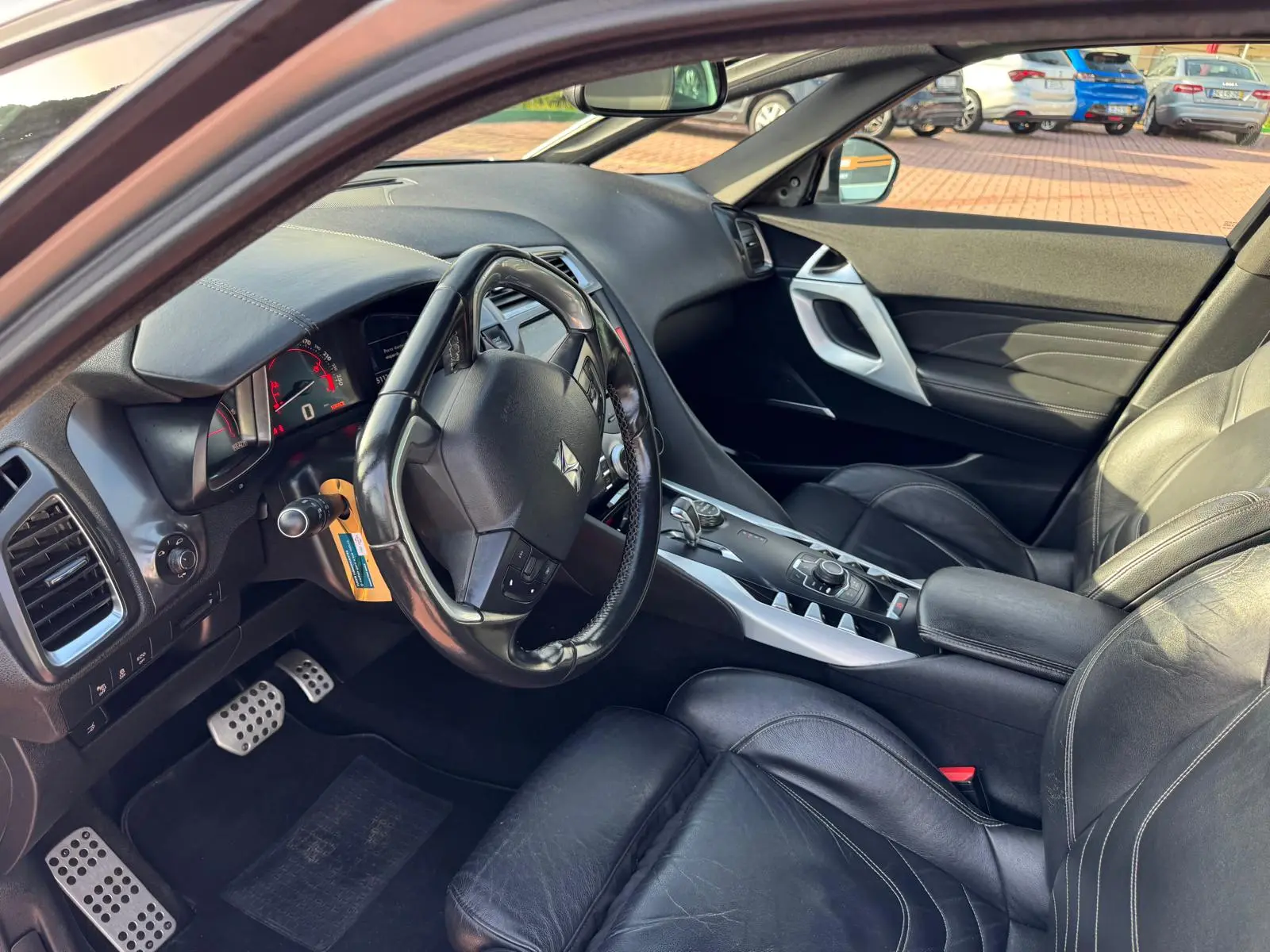 Citroën DS5 2.0 HDi Hy4 So Chic CMP6 102g 13