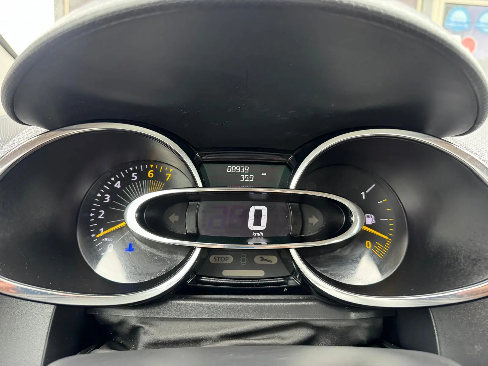 Renault Clio Sport Tourer 0.9 TCe Zen 17