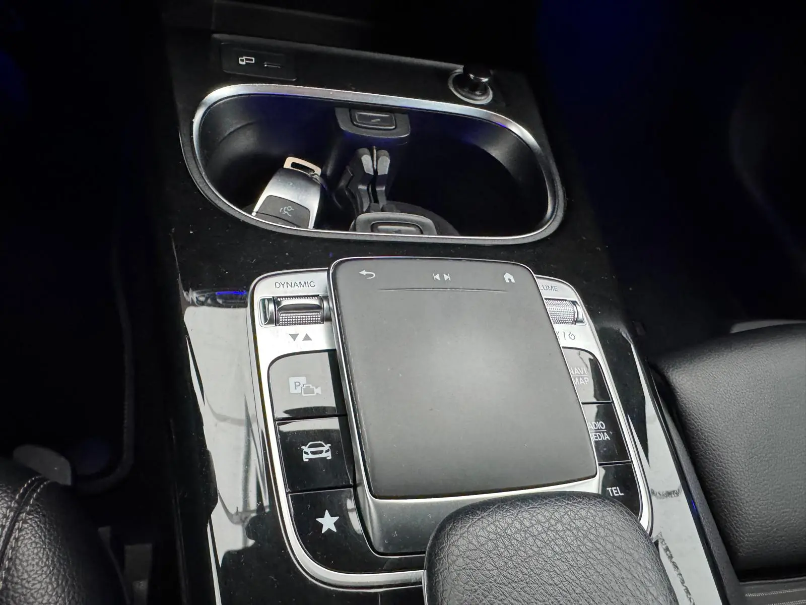 Mercedes-Benz A 180 Limousine d 7G-DCT Progressive 14