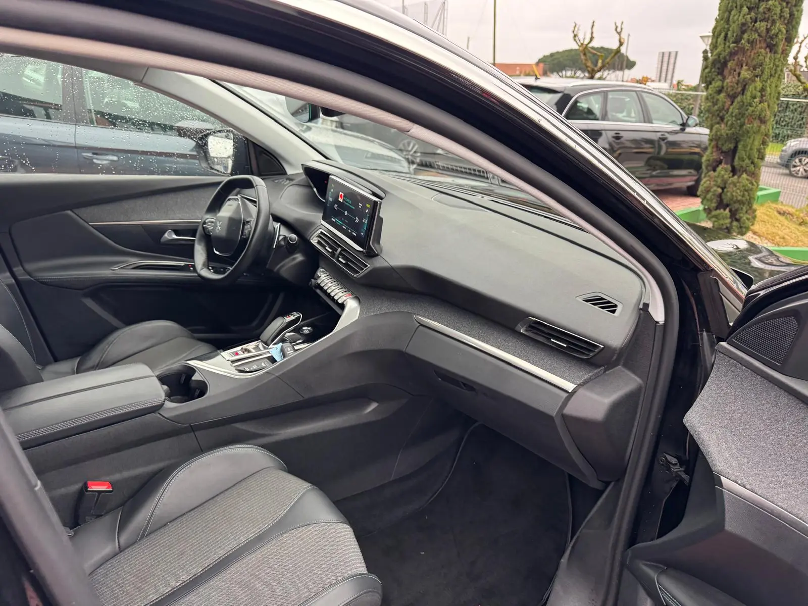 Peugeot 3008 1.6 Hybrid Allure Pack e-EAT8 18