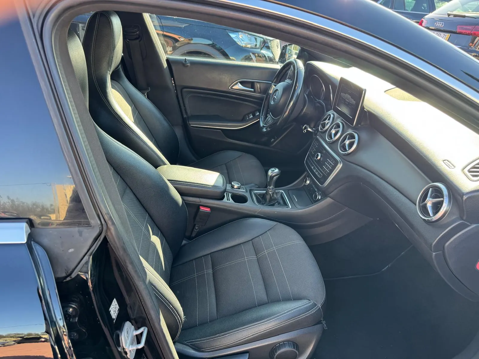 Mercedes-Benz CLA 180 CDI Urban 19