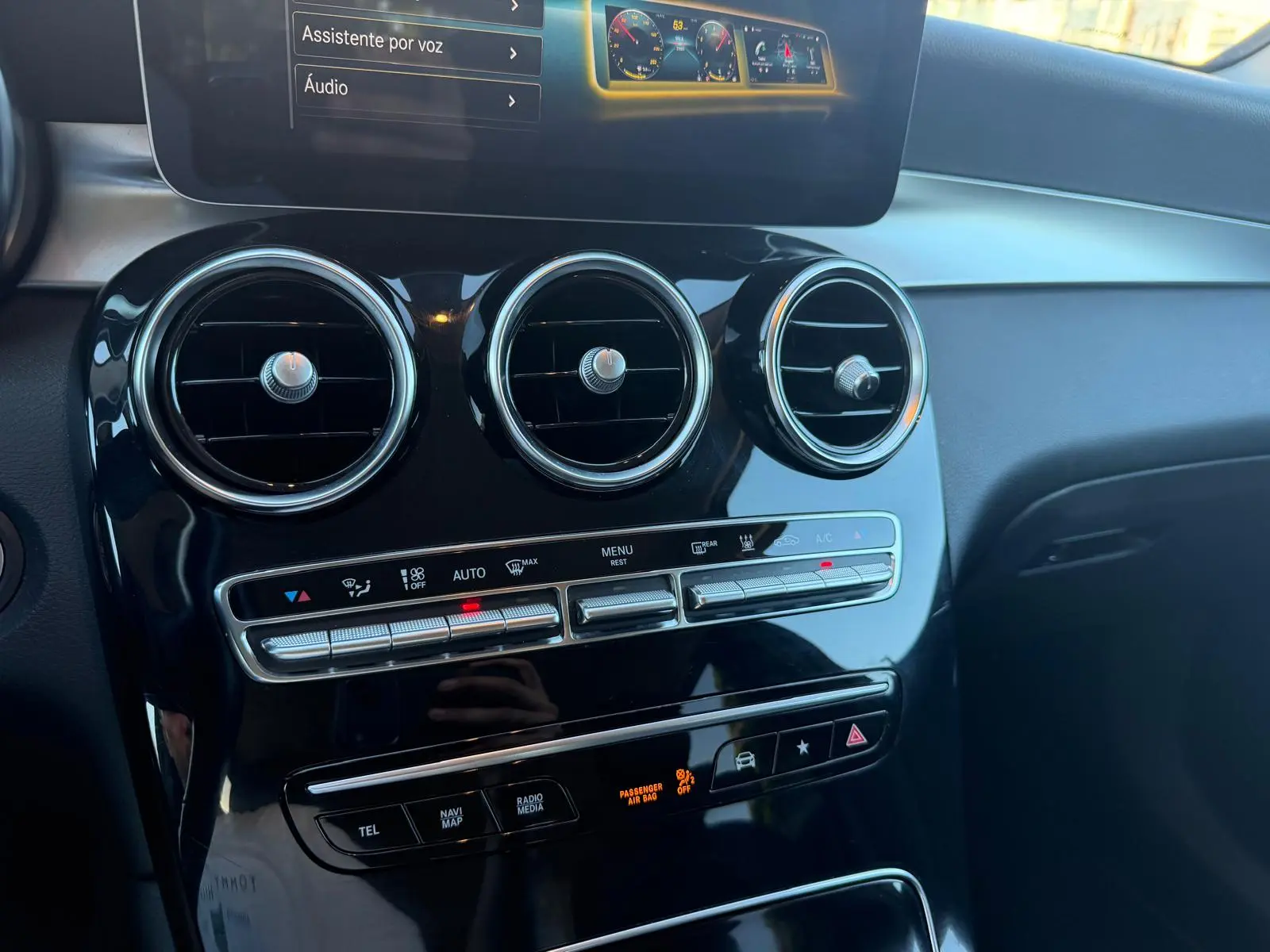 Mercedes-Benz GLC 300 de Coupe 4Matic 9G-TRONIC Exclusive 38