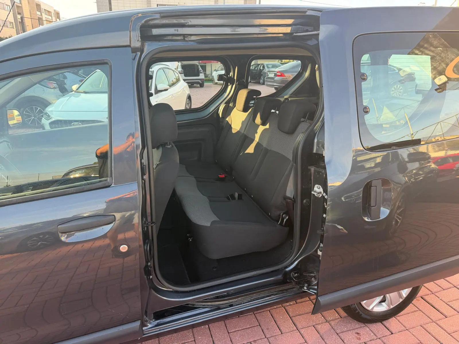 Dacia Dokker Blue dCi 95 Comfort 9