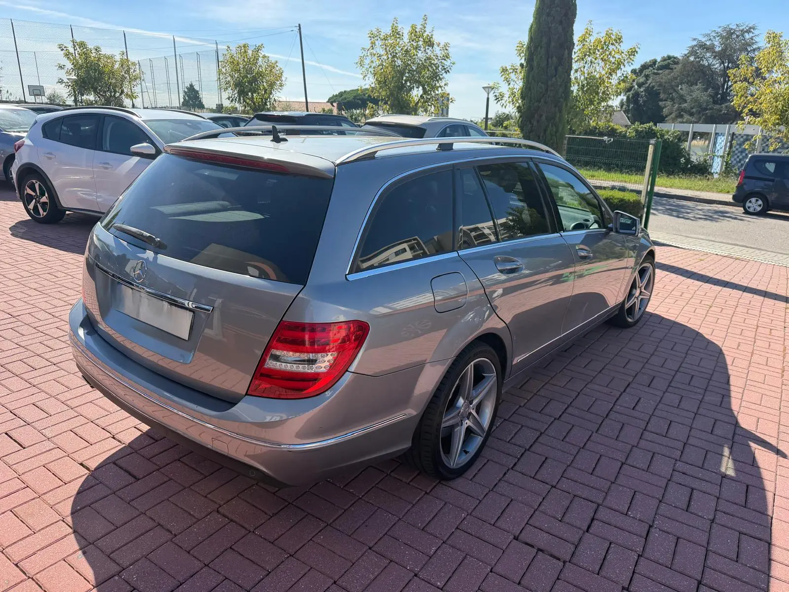 Mercedes-Benz C 250 (BlueTEC) d 4Matic Station 7G-TRONIC Avantgarde 17