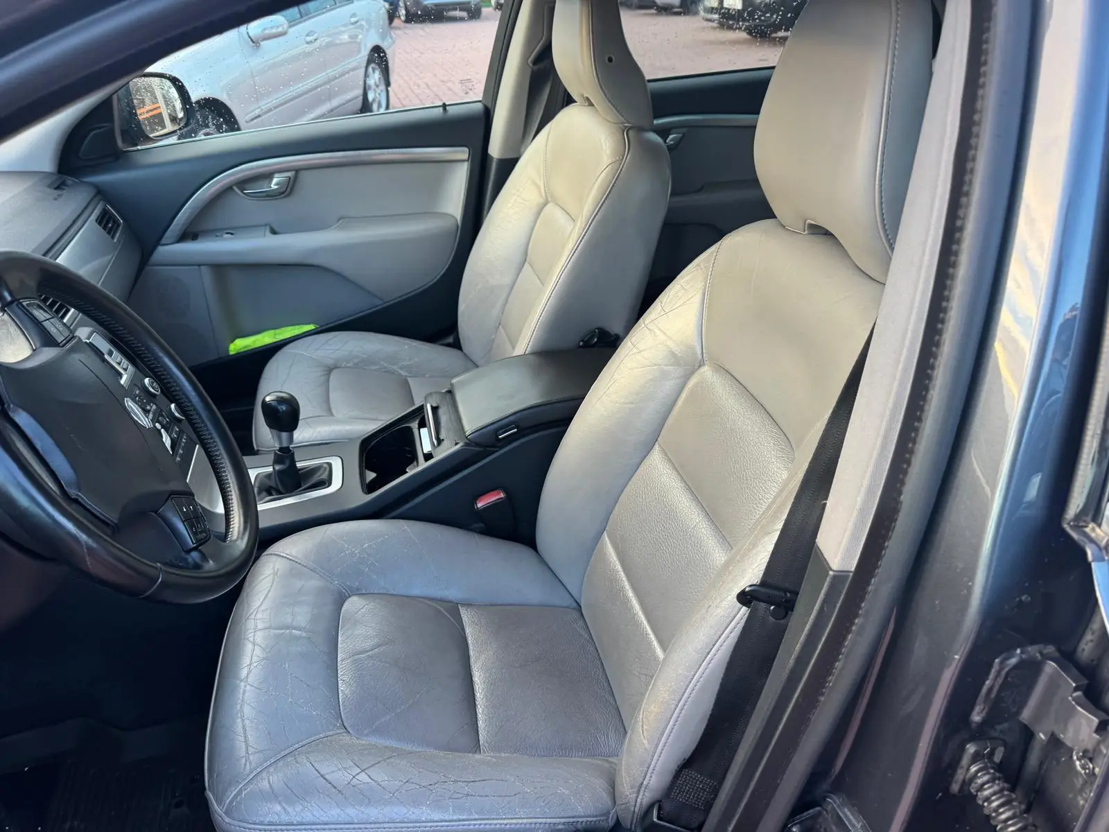 Volvo S80 2.0 D Momentum 12