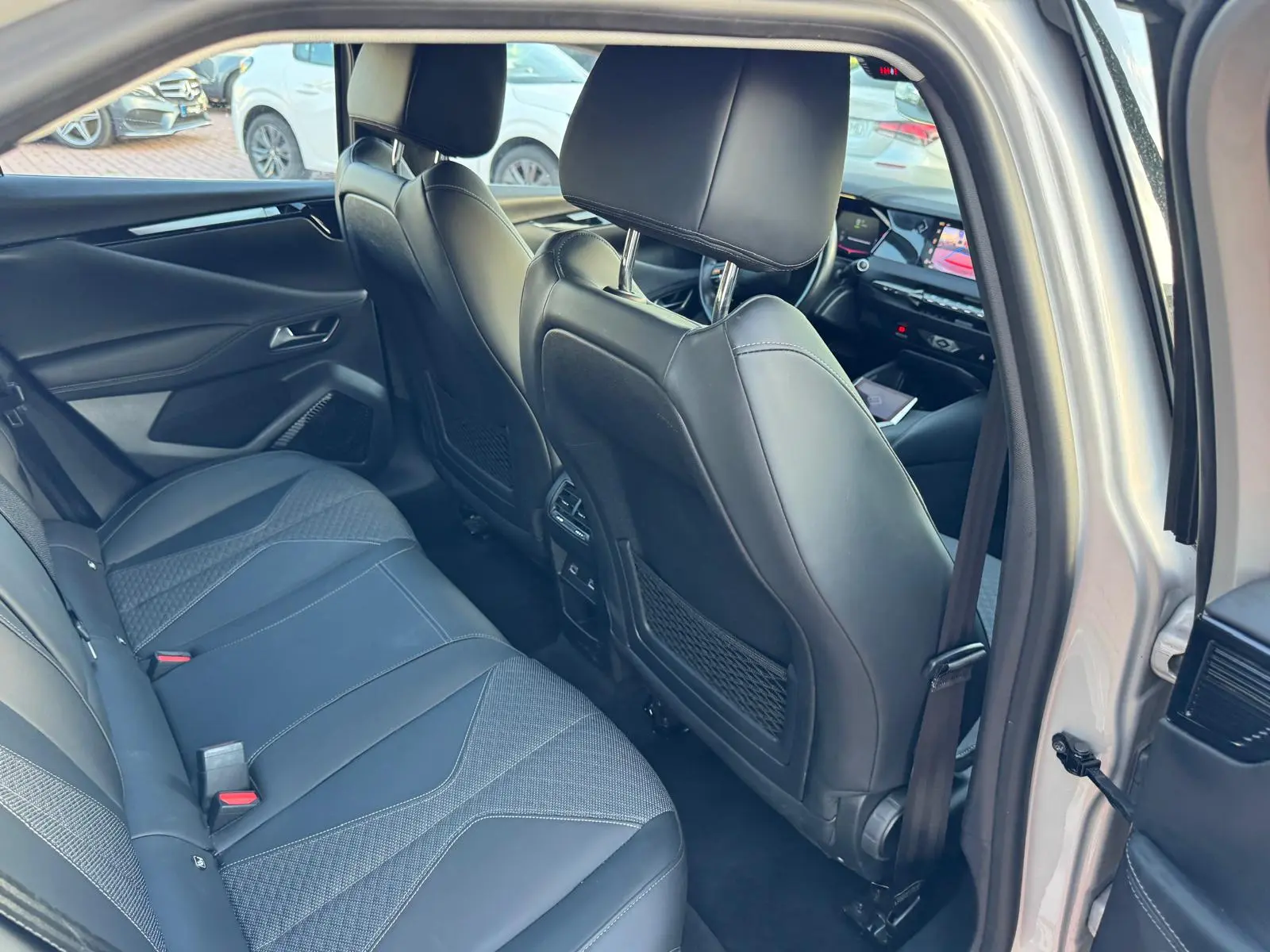 DS DS4 E-TENSE 225 OPERA 26