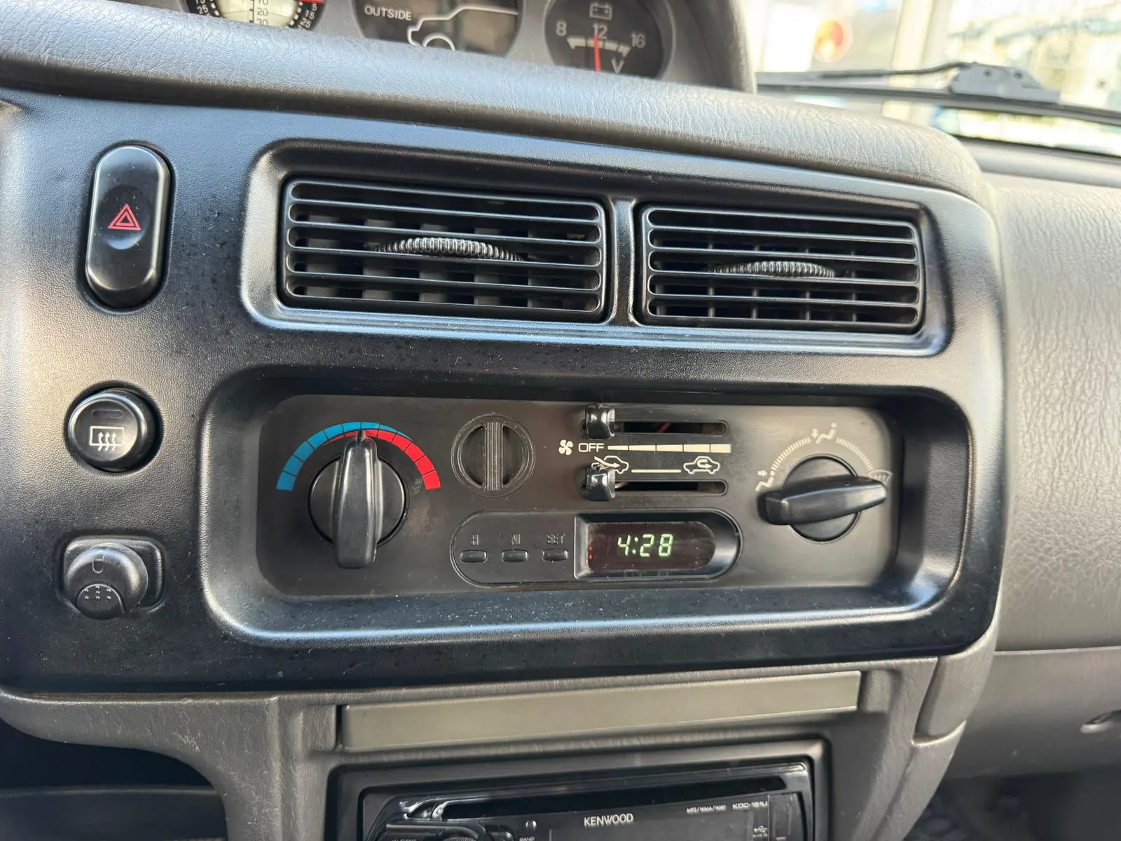 Mitsubishi L200 2.5 TD CD 3200 35