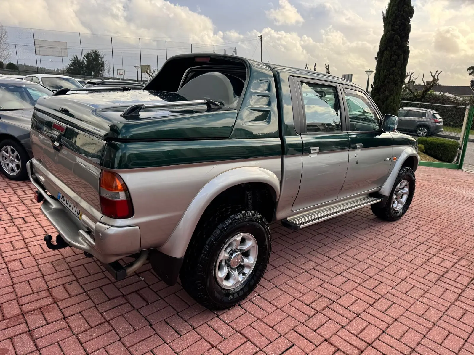 Mitsubishi L200 2.5 TD CD 3200 21