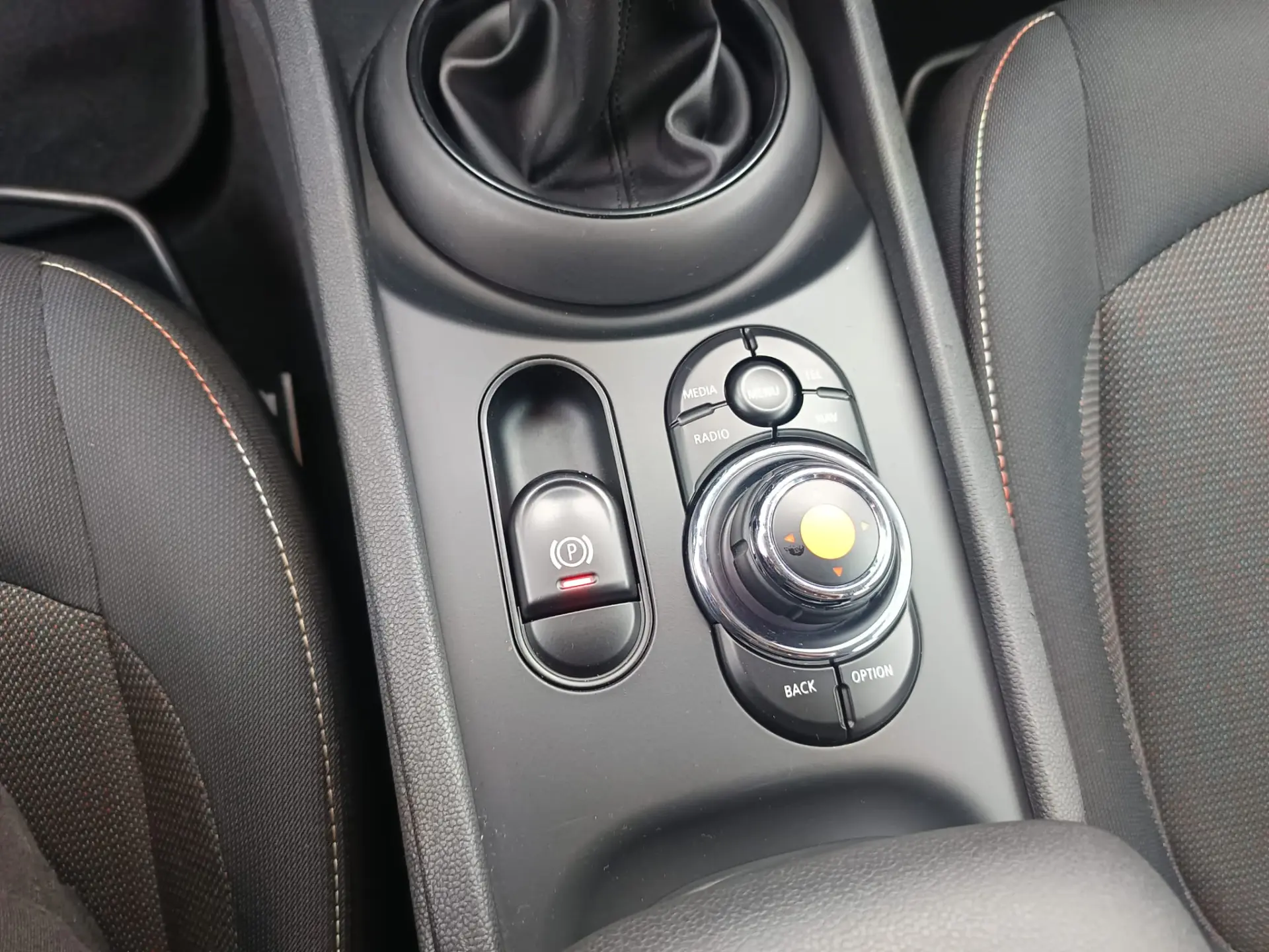 MINI Clubman One D 15