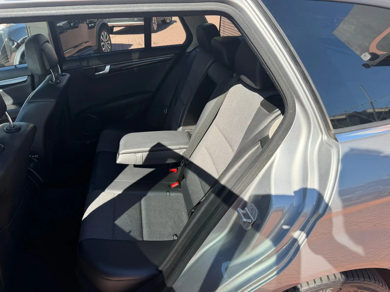 Mercedes-Benz C 250 (BlueTEC) d 4Matic Station 7G-TRONIC Avantgarde 10