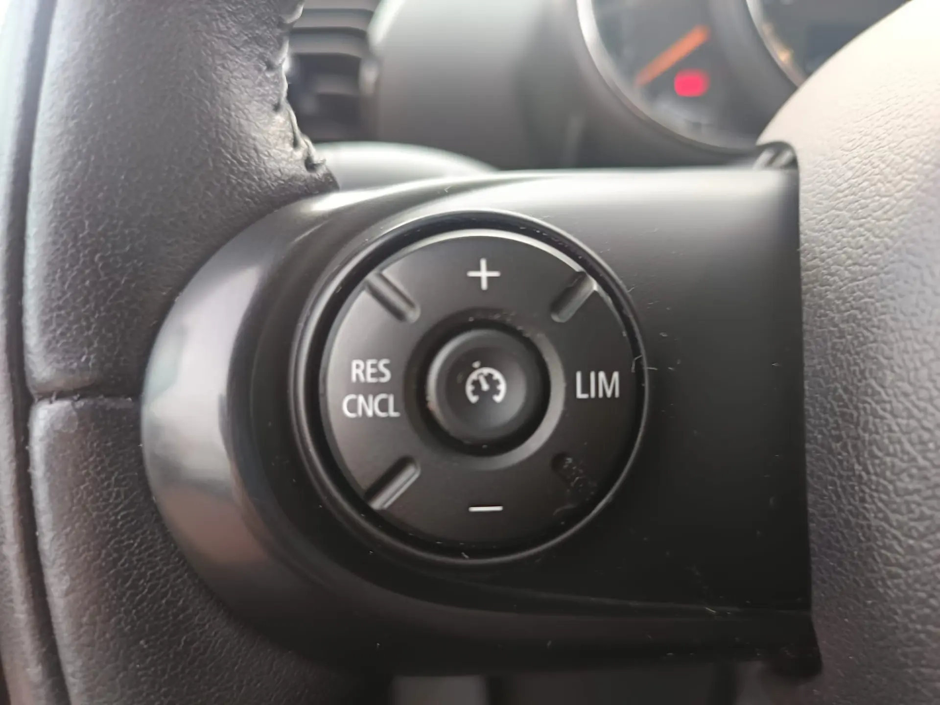 MINI Clubman One D 19