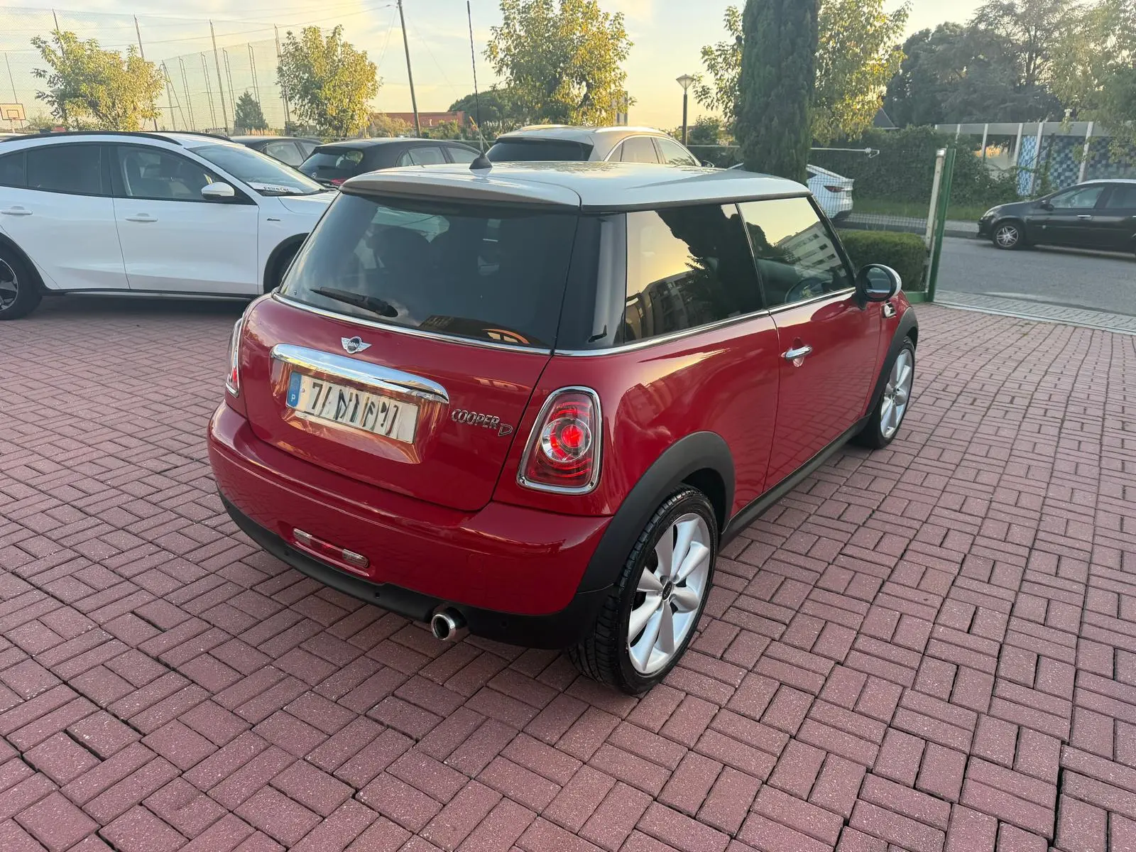 MINI 3 Portas Cooper D 5