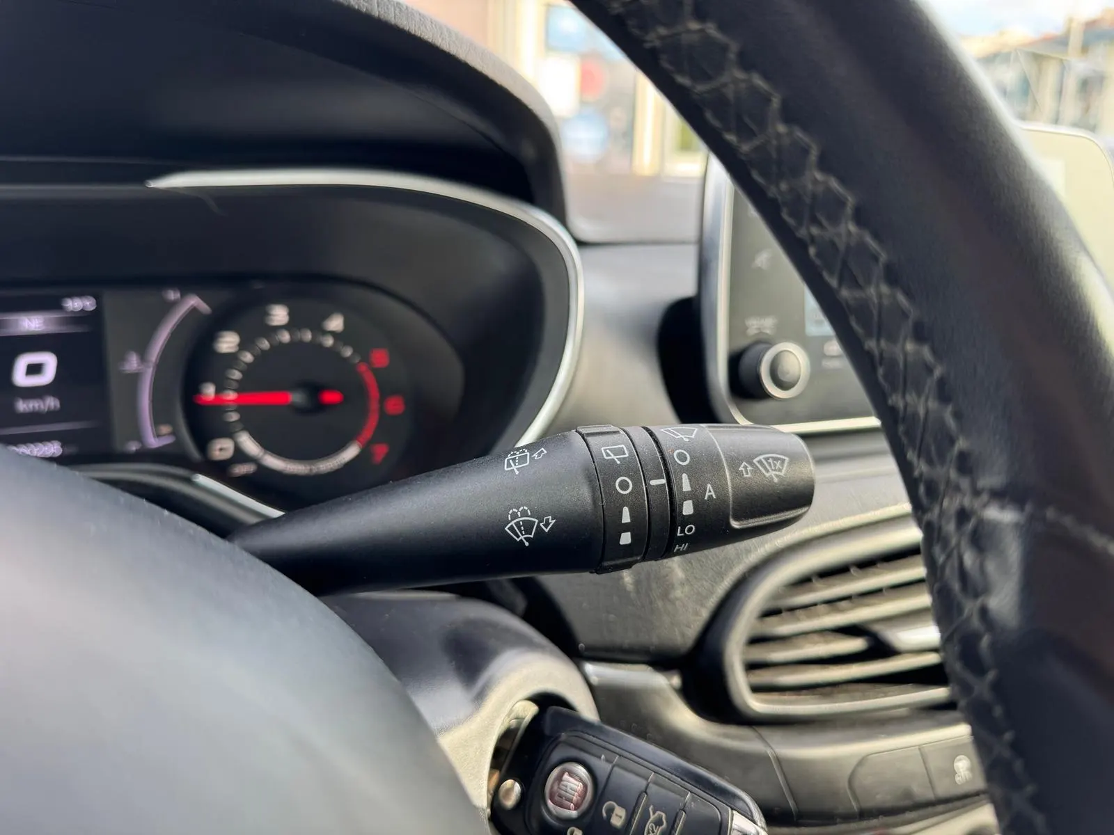 Fiat Tipo Station Wagon 1.3 M-Jet Lounge J17 25