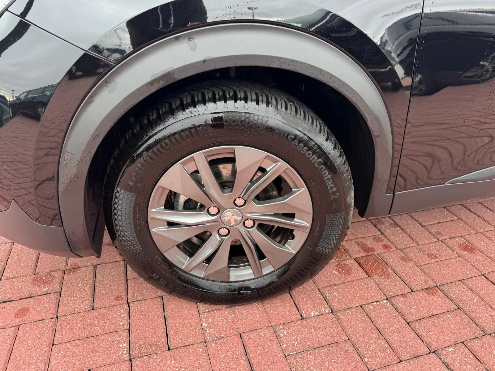 Peugeot 2008 1.2 PureTech Active Pack 5