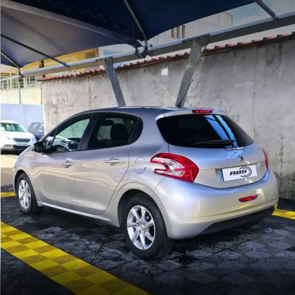 Peugeot 208 1.2 PureTech Active 4