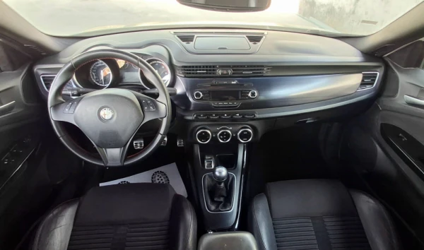 Alfa Romeo Giulietta 1.6 JTDm Progression 7