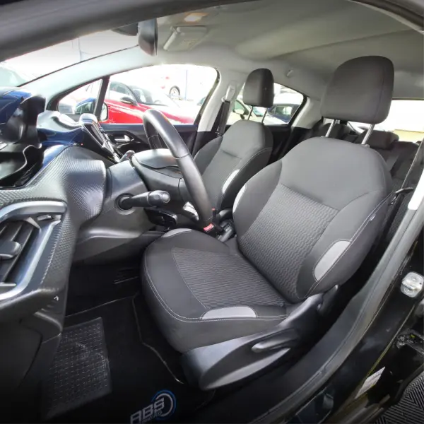 Peugeot 208 1.2 PureTech Style 14