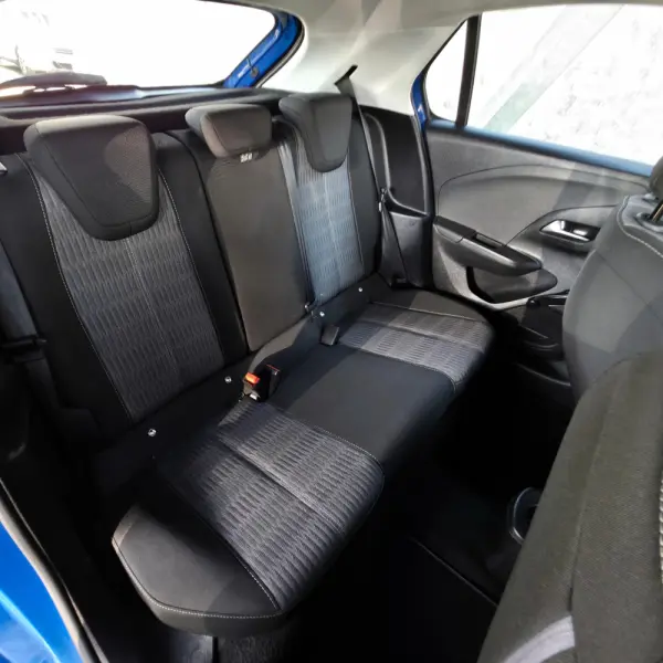 Opel Corsa 1.2 Elegance 13