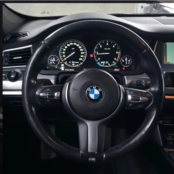 BMW 520 Gran Turismo PACK M 16