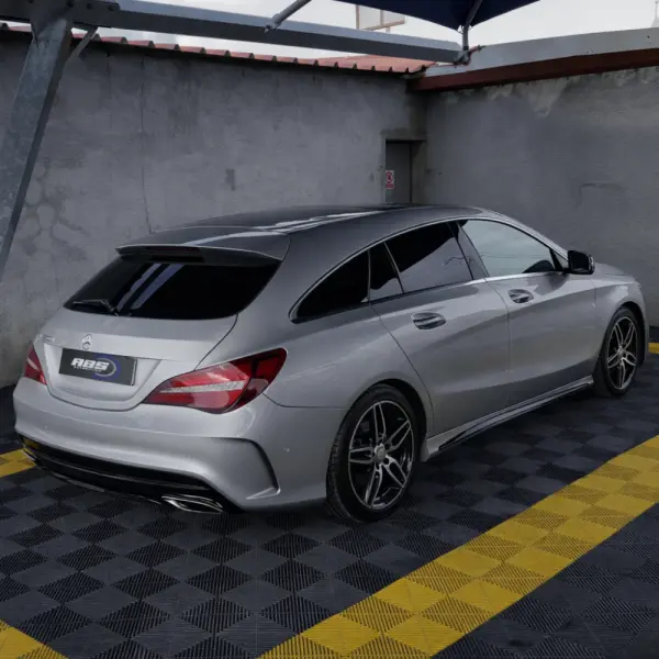 Mercedes-Benz CLA 200 d Shooting Brake AMG Line Aut. 2