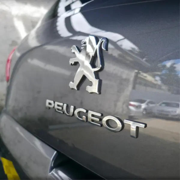 Peugeot 3008 1.6 HDi Access 12