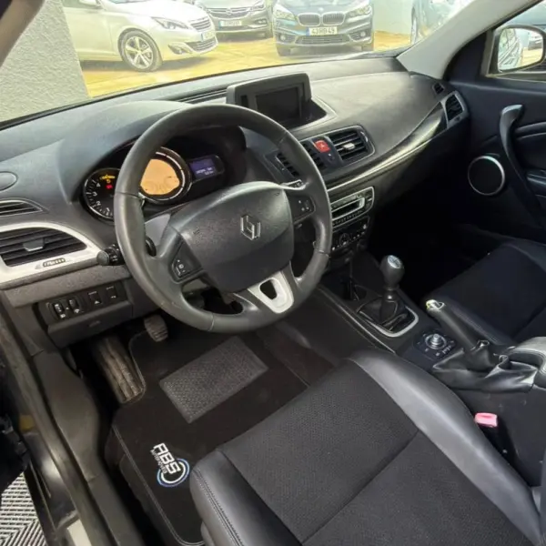 Renault Mégane 1.5 dCi Dynamique S 6