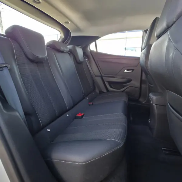 Opel Mokka 1.2 T Ultimate 24