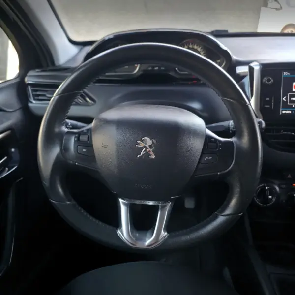 Peugeot 208 1.2 PureTech Style 17