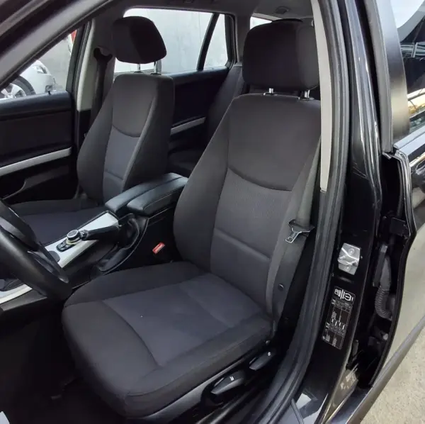 BMW 318 d Touring Navigation 6