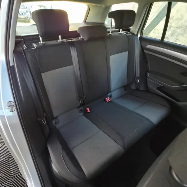 Volkswagen Golf Variant 1.6 TDi Confortline 11