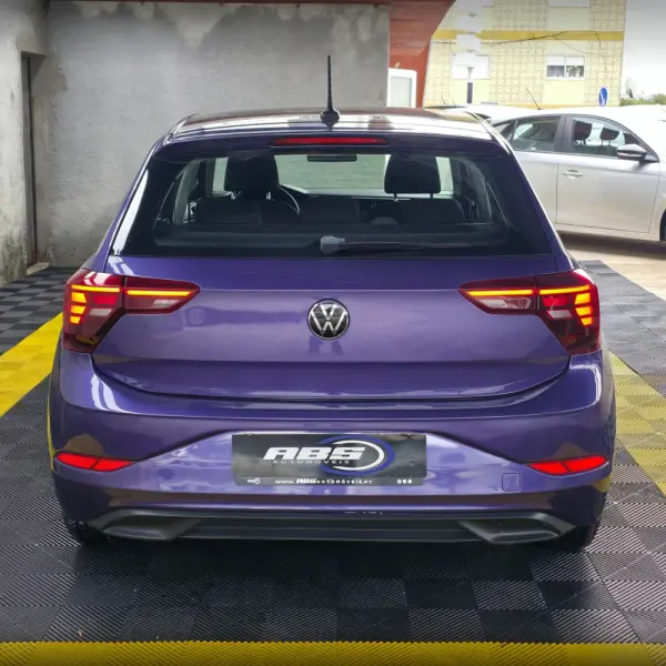 Volkswagen Polo 1.0 Trendline 6
